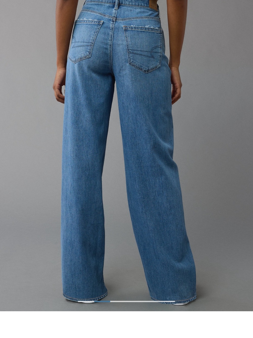 Wide Leg Women's Jeans in Light Blue - Picture 2 of 3